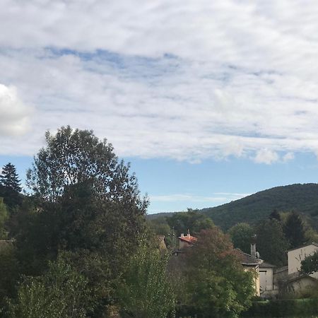Ravissant Appartement Dans Cadre Verdoyant Marchampt Exteriér fotografie